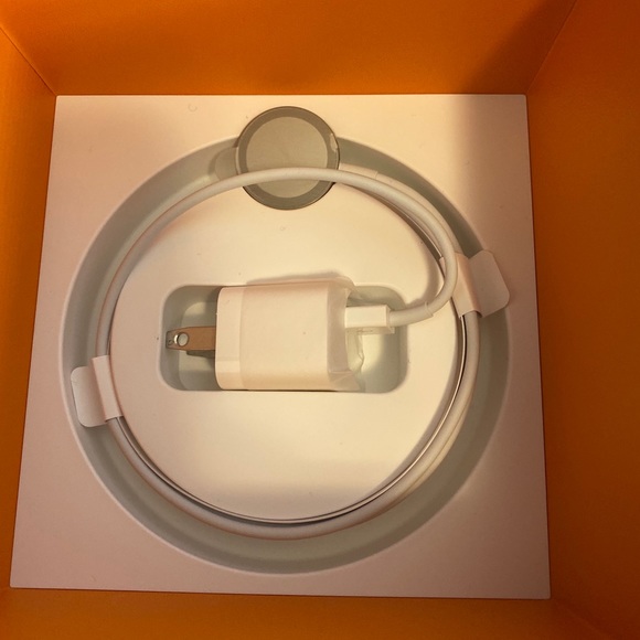 Hermès Series 3 (GPS + Cellular) - Picture 4 of 5